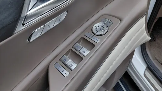 Genesis GV80 2.5T AWD 2023 31