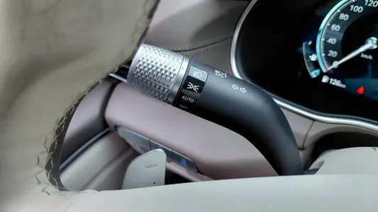 Genesis GV80 2.5T AWD 2023 32