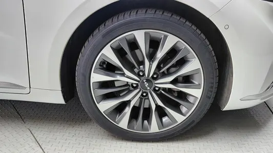 Kia K8 2.5 2WD 2022 21