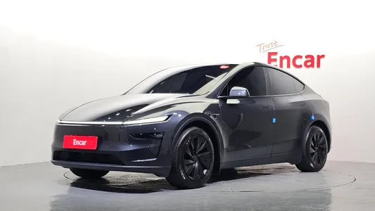 Tesla Y RWD 2025