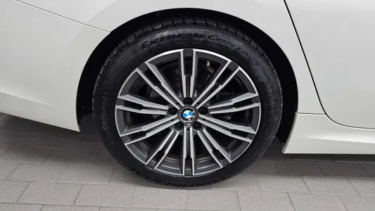 BMW 3 Series (G20) 320i M 2020 5