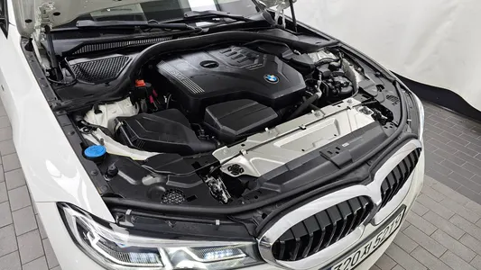 BMW 3 Series (G20) 320i M 2020 6