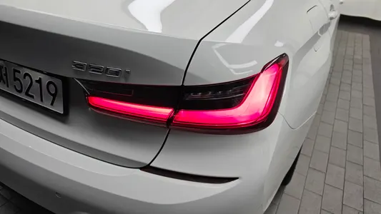 BMW 3 Series (G20) 320i M 2020 23