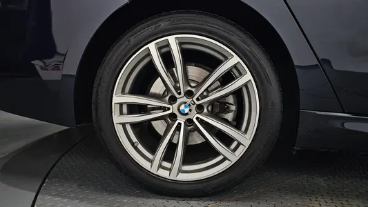 BMW 6 Series GT (G32) 620d M 2020 21
