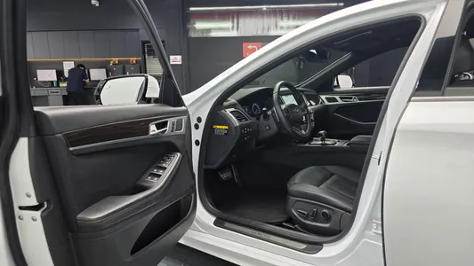 Genesis G80 3.3 GDI AWD 2019 10
