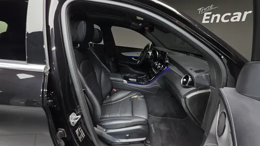 Mercedes-Benz GLC-Class X253 GLC300e 4MATIC 2020 26