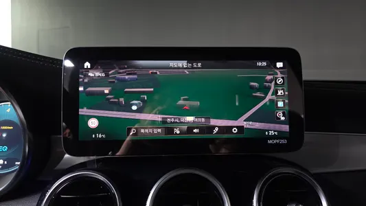 Mercedes-Benz GLC-Class X253 GLC300e 4MATIC 2020 31