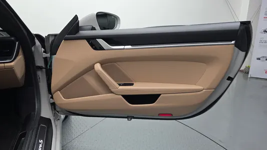 Porsche 911 (992) S 2020 25