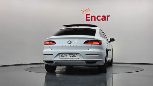 Volkswagen 아테온 2.0 TDI 2019 4