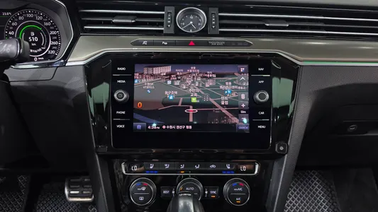 Volkswagen 아테온 2.0 TDI 2019 13