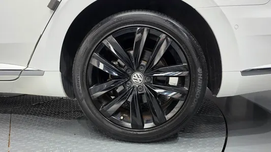 Volkswagen 아테온 2.0 TDI 2019 21