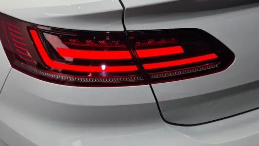 Volkswagen 아테온 2.0 TDI 2019 23