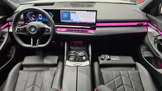 BMW 5 Series (G60) 523d M 2025 7