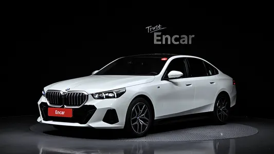 BMW 5 Series (G60) 523d M 2025