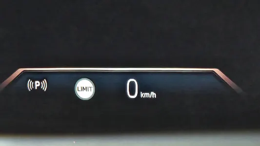BMW 5 Series (G60) 523d M 2025 19