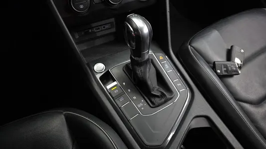 Volkswagen 2 2.0 TDI 2018 9