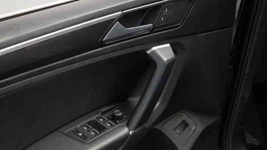 Volkswagen 2 2.0 TDI 2018 16