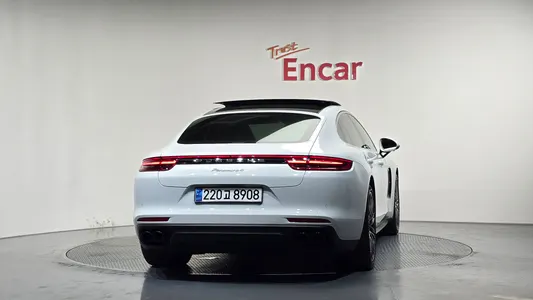 Porsche (971) 2.9 AWD E- 2018 4
