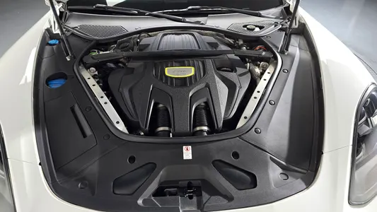 Porsche (971) 2.9 AWD E- 2018 6