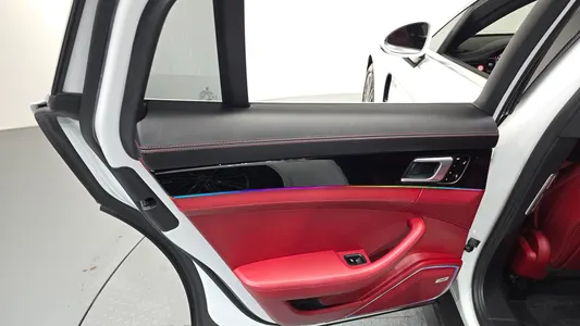Porsche (971) 2.9 AWD E- 2018 25