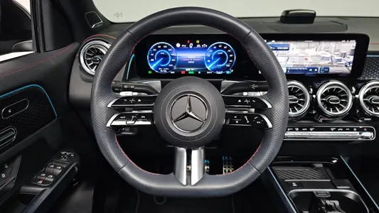 Mercedes-Benz EQB X243 EQB300 4MATIC AMG 2024 12