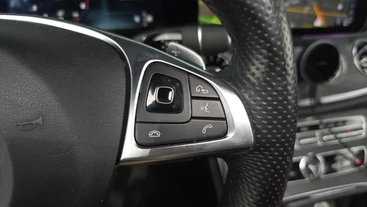 Mercedes-Benz E-Class W213 E220d 2017 30