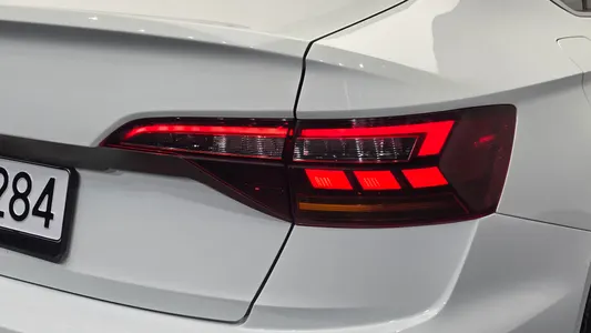 Volkswagen 7 1.4 TSI 2021 23