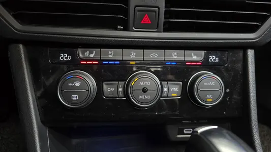 Volkswagen 7 1.4 TSI 2021 27