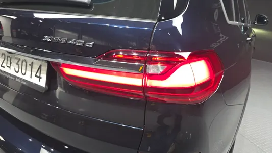 BMW X7 (G07) xDrive 40d M 6 2021 23