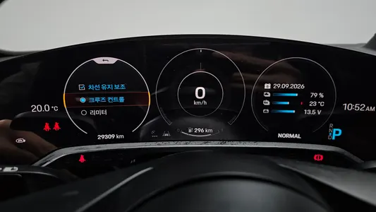 Porsche 타이칸 2023 7