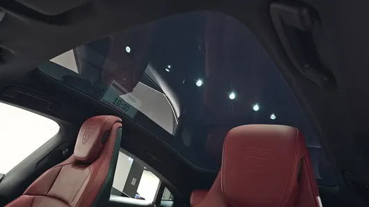 Porsche 타이칸 2023 17