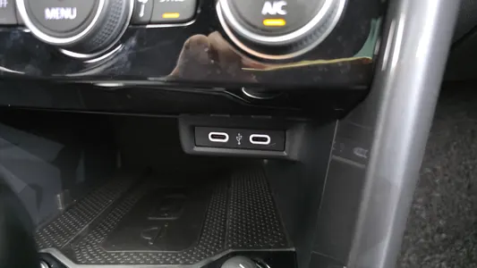 Volkswagen 티록 2.0 TDI 2021 27