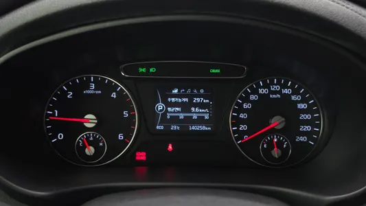 Kia Sorento 2.0 2WD 2016 8