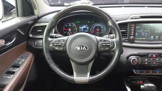 Kia Sorento 2.0 2WD 2016 13