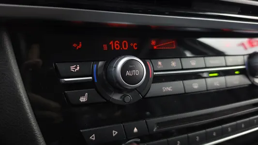 BMW X5 (F15) xDrive 30d 2014 28