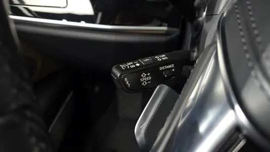 Audi A8 (D5) 50 TDI LWB 2021 24