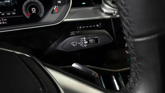 Audi A8 (D5) 50 TDI LWB 2021 23