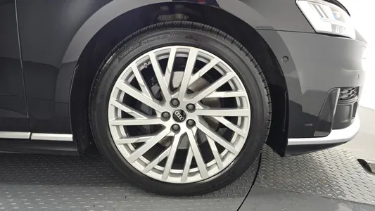 Audi A8 (D5) 50 TDI LWB 2021 27