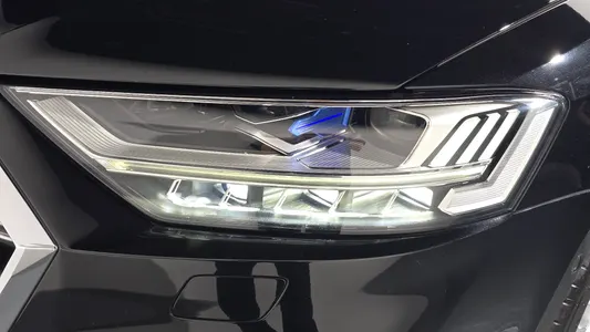 Audi A8 (D5) 50 TDI LWB 2021 28