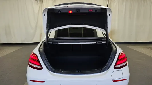 Mercedes-Benz E-Class W213 E300e 2019 20