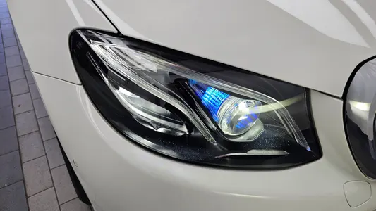 Mercedes-Benz E-Class W213 E300e 2019 22