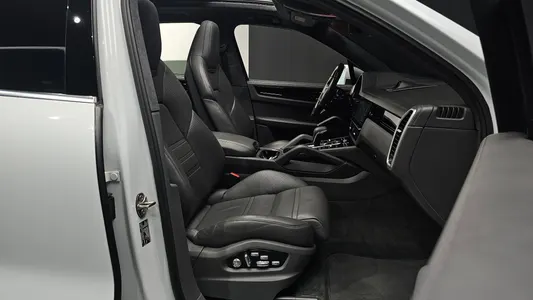 Porsche (PO536) 3.0 2019 10
