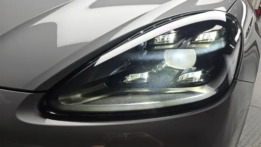 Porsche (PO536) 3.0 2019 22