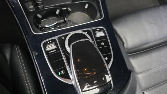 Mercedes-Benz C-Class W205 C200 2018 28