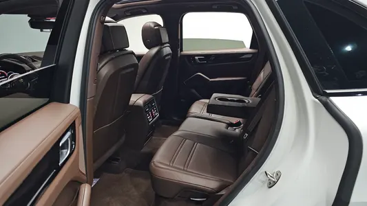 Porsche (PO536) 3.0 2021 12