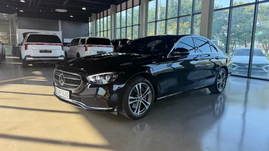 Mercedes-Benz E-Class W213 E350 4MATIC 2022