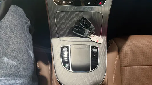 Mercedes-Benz E-Class W213 E350 4MATIC 2022 14