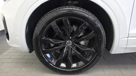 Volkswagen 3 3.0 TDI R-Line 2023 5