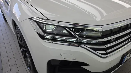 Volkswagen 3 3.0 TDI R-Line 2023 22
