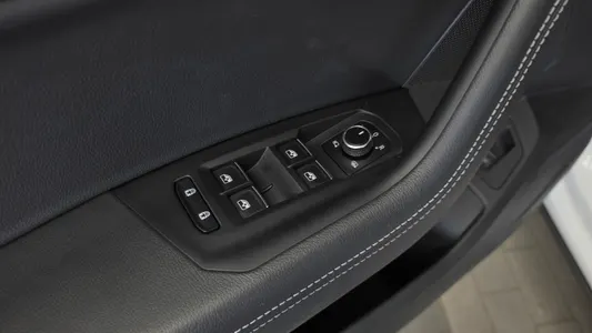 Volkswagen 3 3.0 TDI R-Line 2023 30